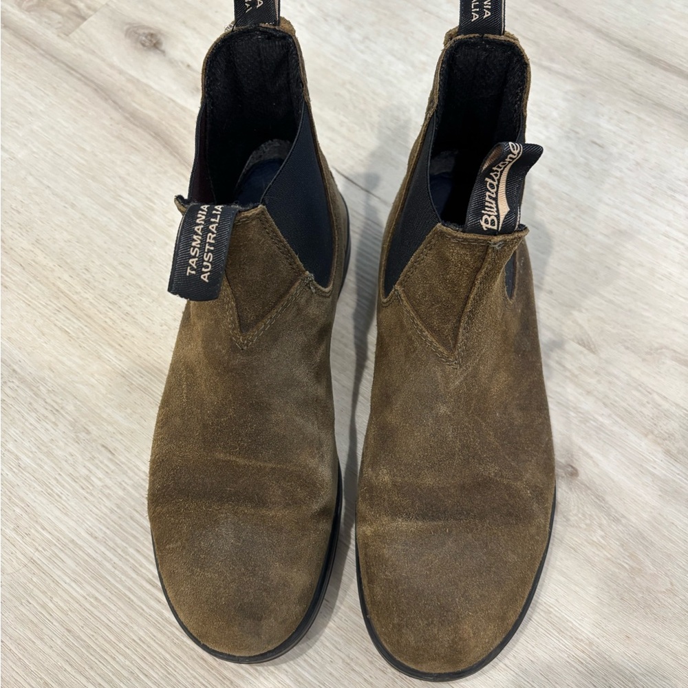 Men’s Suede Blundstone Boots - Size 9 AU